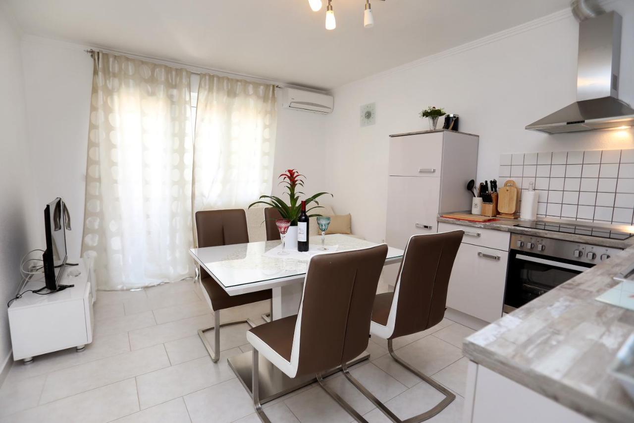 Apartments Itd Τρογκίρ Εξωτερικό φωτογραφία
